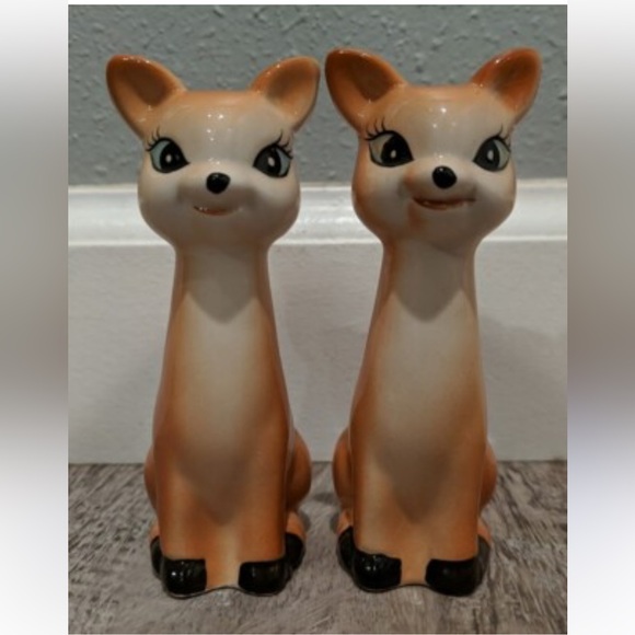 Vintage Deer Salt and Pepper shakers - Picture 1 of 9